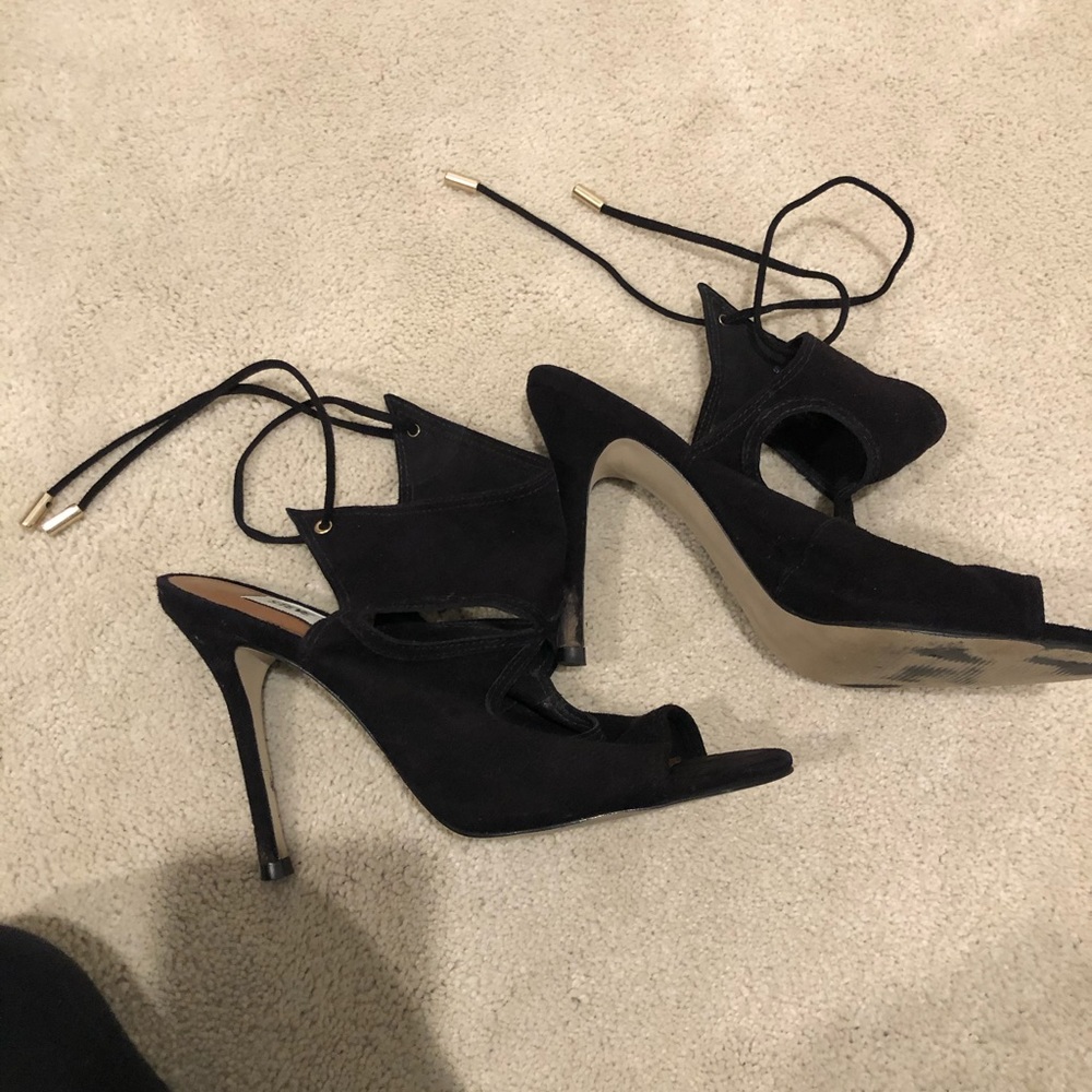 Steve Madden black lace up heels